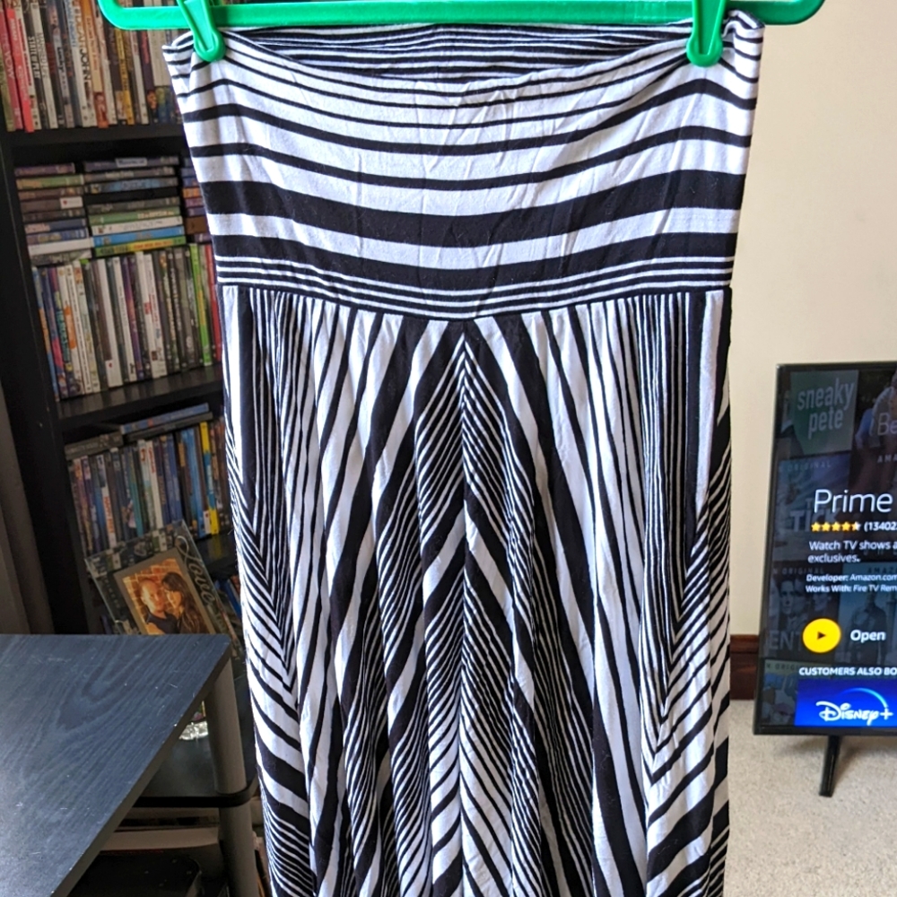 Striped maternity maxi skirt